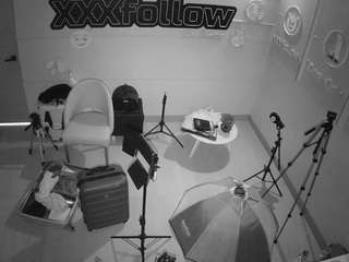 voyeurcam-jb-xfollow