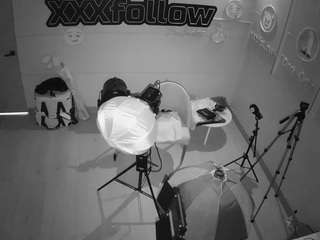 voyeurcam-jb-xfollow