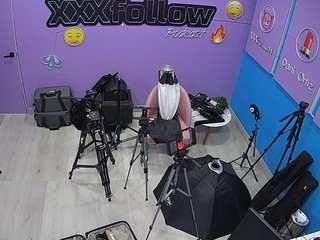 voyeurcam-jb-xfollow