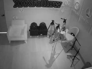 voyeurcam-jb-xfollow
