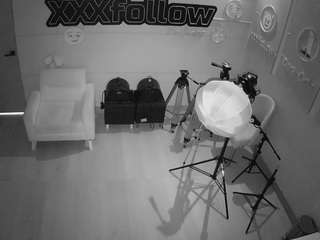 voyeurcam-jb-xfollow