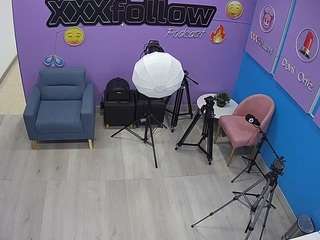 voyeurcam-jb-xfollow