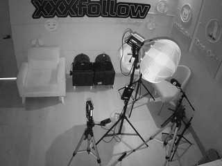 voyeurcam-jb-xfollow