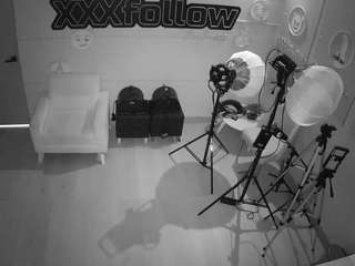 voyeurcam-jb-xfollow