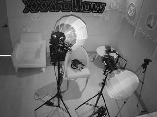 voyeurcam-jb-xfollow
