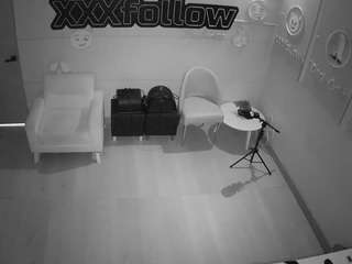 voyeurcam-jb-xfollow