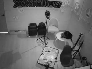 voyeurcam-jb-xfollow