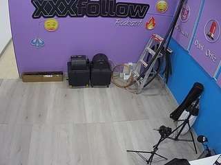 voyeurcam-jb-xfollow