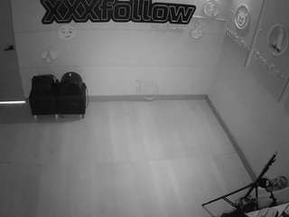 voyeurcam-jb-xfollow