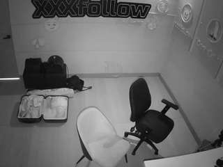 voyeurcam-jb-xfollow