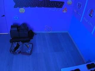 voyeurcam-jb-xfollow