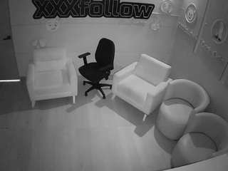 voyeurcam-jb-xfollow