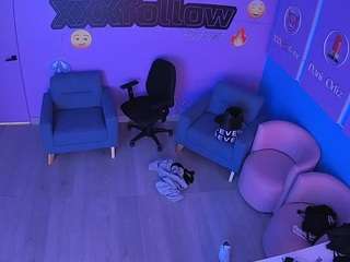 voyeurcam-jb-xfollow