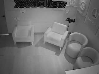 voyeurcam-jb-xfollow