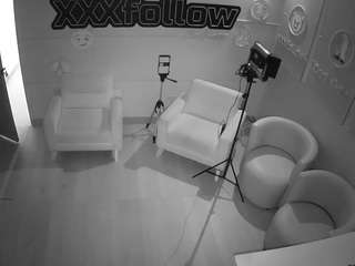 voyeurcam-jb-xfollow