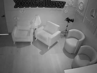 voyeurcam-jb-xfollow