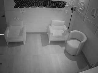 voyeurcam-jb-xfollow
