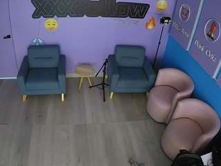 voyeurcam-jb-xfollow