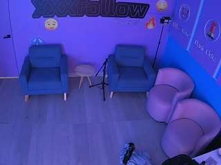 voyeurcam-jb-xfollow