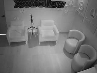 voyeurcam-jb-xfollow