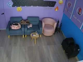 voyeurcam-jb-xfollow