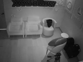 voyeurcam-jb-xfollow