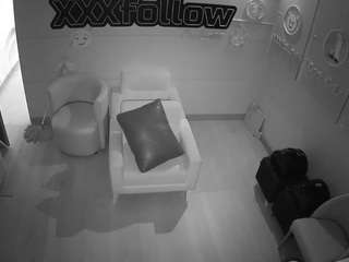 voyeurcam-jb-xfollow