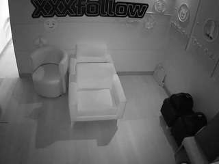 voyeurcam-jb-xfollow