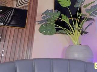 kenay-fox Live Webcam on CamSoda