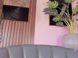 kenay-fox from CamSoda