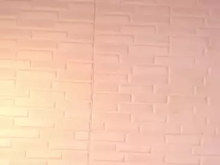 KloeSuarez's Live Sex Cam Show