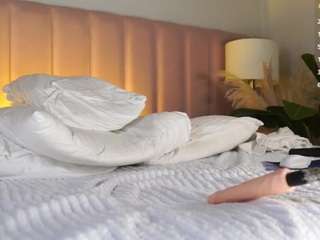 shynieblush live webcam show