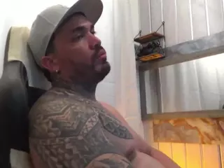 angellatino's Live Sex Cam Show