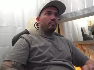 angellatino's Live Sex Cam Show