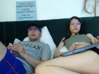 Conor-n-Taylor's Live Sex Cam Show