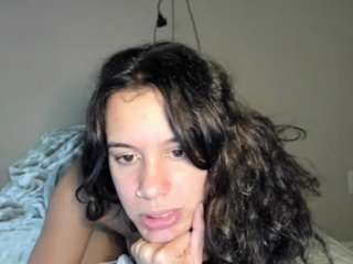 creamyricanfountain from CamSoda is Freechat