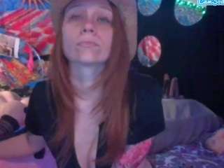 whosplayingwithfire's CamSoda show and profile