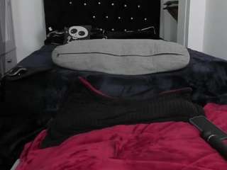AmyAloqua live cam preview