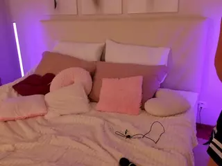 LeilaToker's Live Sex Cam Show