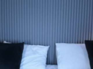 MiaCollson live cam preview