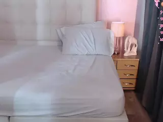 saray pink's Live Sex Cam Show