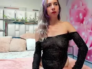 Rousse-Diamond's Live Sex Cam Show
