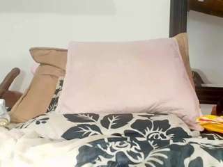 sofia-dkr Live Webcam on CamSoda