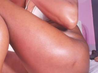 sofia-dkr Live Webcam on CamSoda