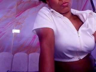 sofia-dkr Live Webcam on CamSoda