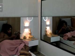 tisha-cole webcam