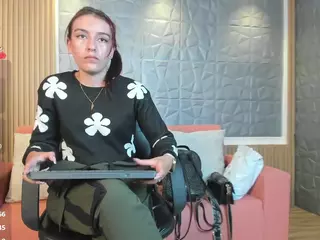 zoemansonn's Live Sex Cam Show