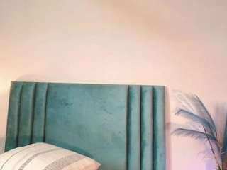  agathaawhite chat room