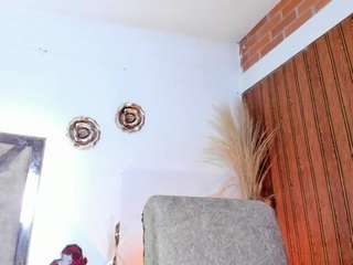 AgathaaWhite live cam preview