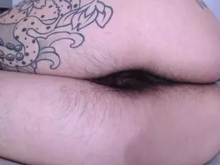 AgathaBolton's Live Sex Cam Show